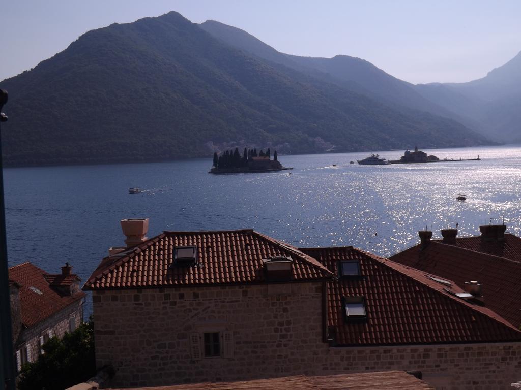 Gudelj Apartments Perast Kamer foto